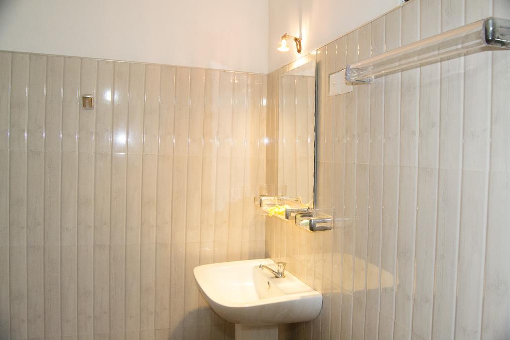 Manju Homestay Sigiriya Luaran gambar