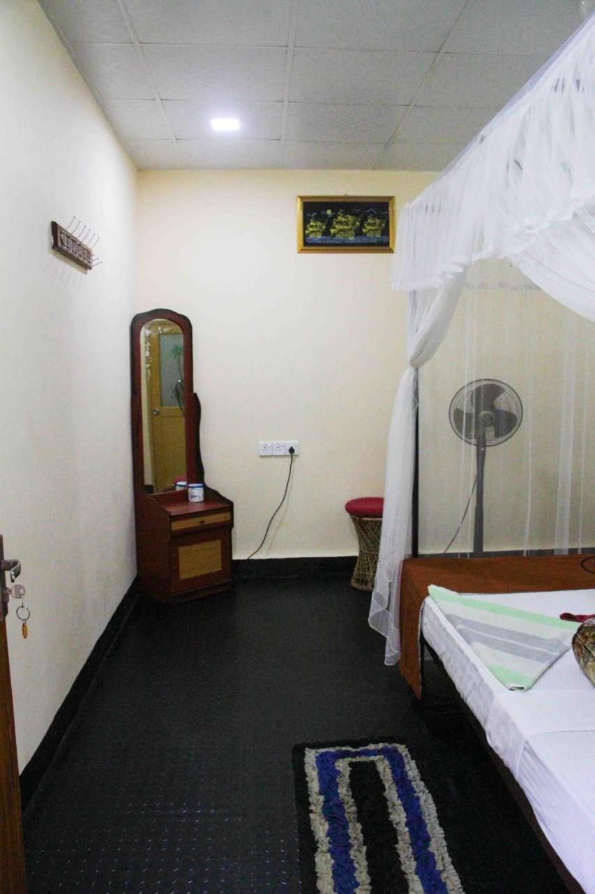 Manju Homestay Sigiriya Luaran gambar