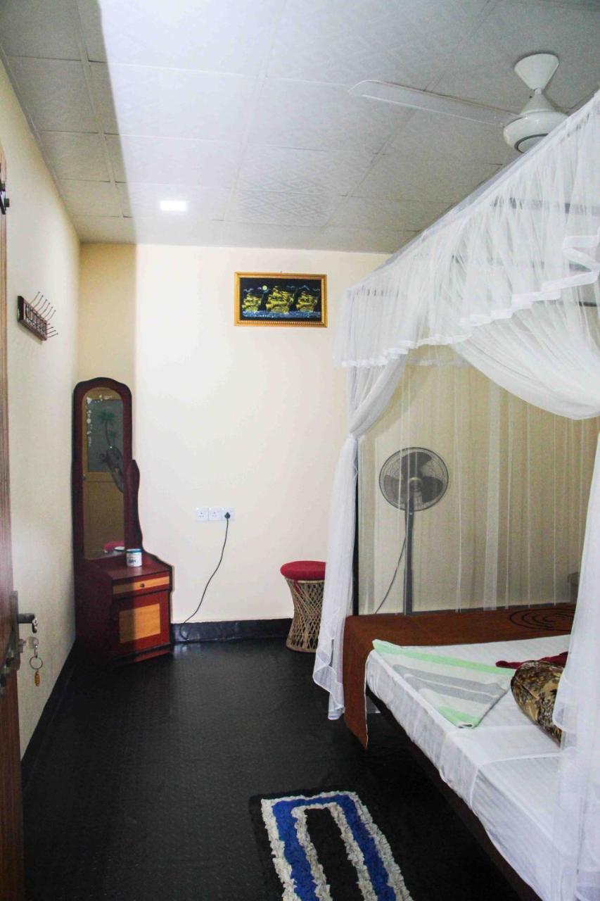 Manju Homestay Sigiriya Luaran gambar