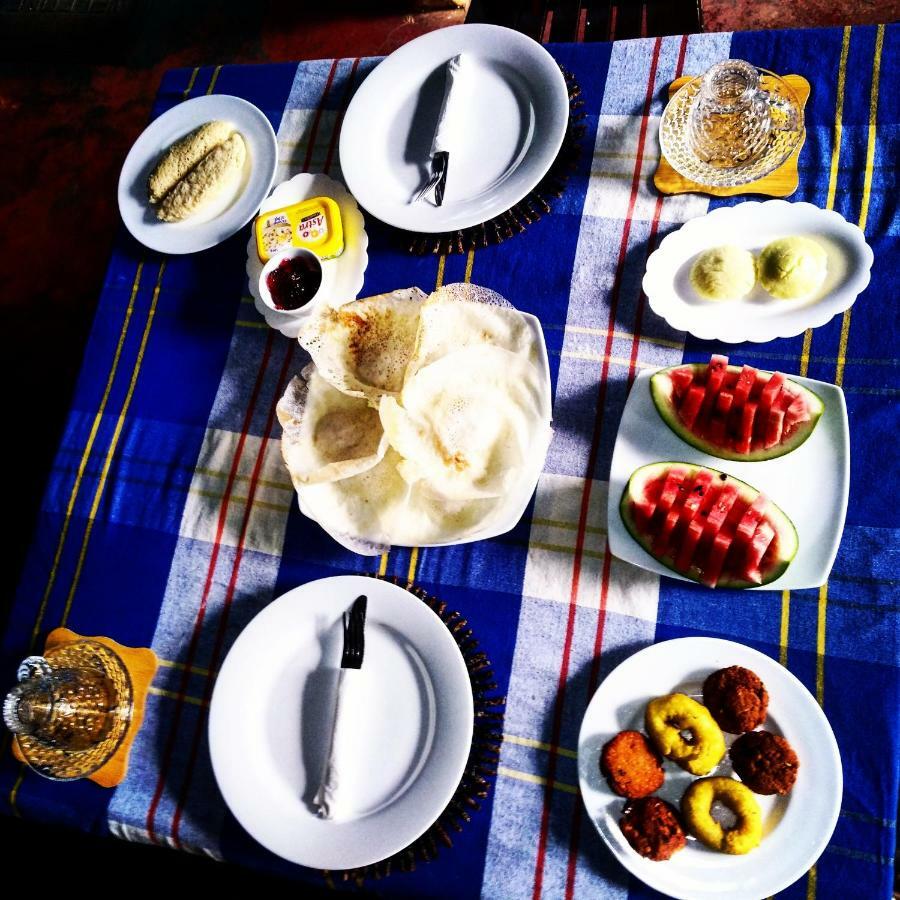 Manju Homestay Sigiriya Luaran gambar